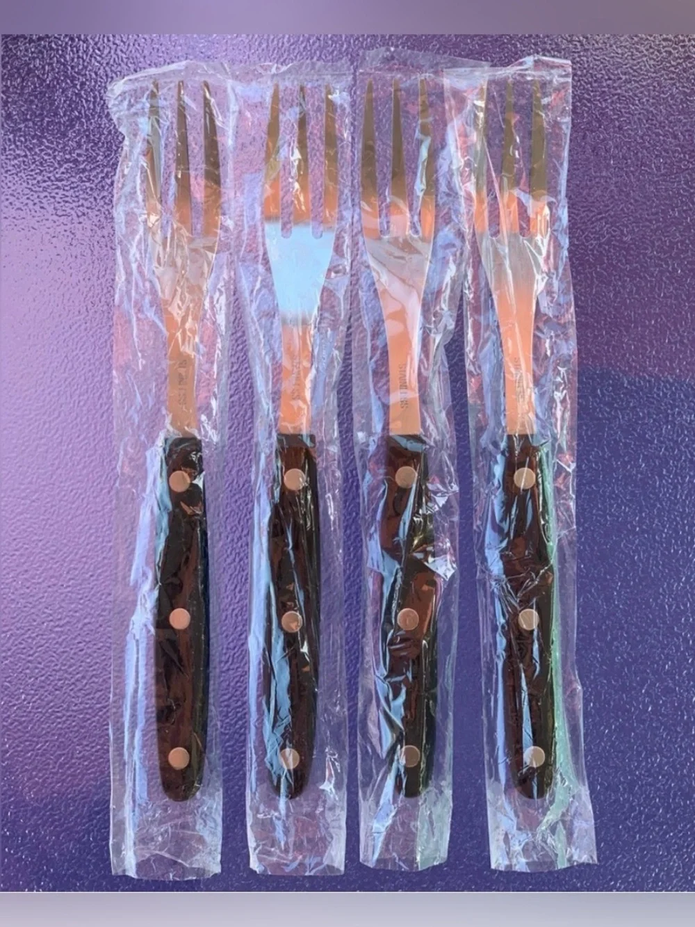 Pizza Forks and Laser Cut Knives ~ 8-Piece Utensil Set - Picture 3 of 3